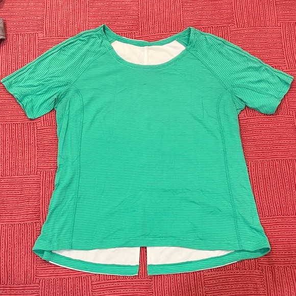 lululemon athletica women’s vintage (fit is large)Green Striped Short Sleeve Tee - Picture 1 of 12